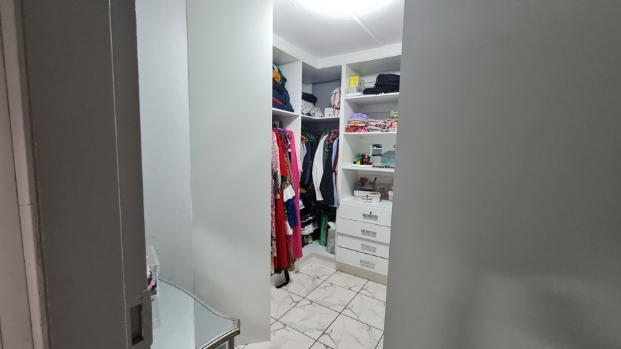2 Bedroom Property for Sale in Safari Gardens North West